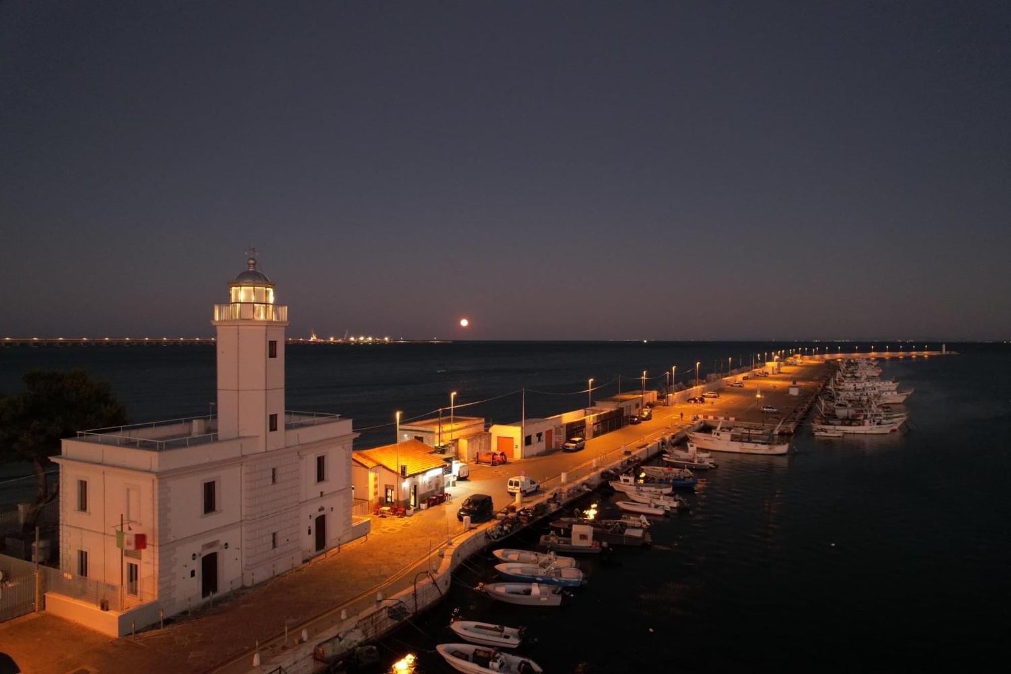 Ca Del Centro Aparthotel Manfredonia Exteriör bild