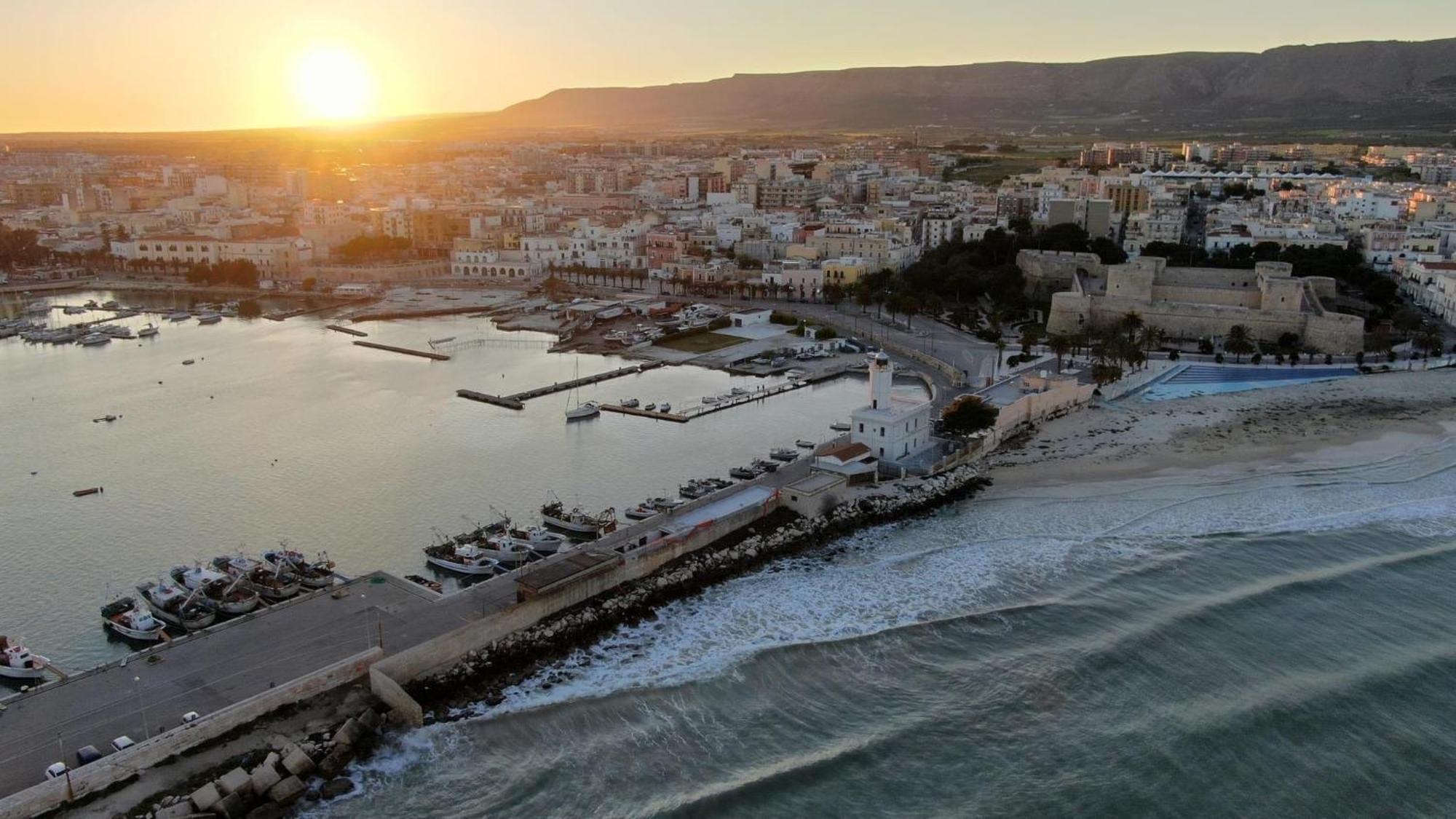Ca Del Centro Aparthotel Manfredonia Exteriör bild