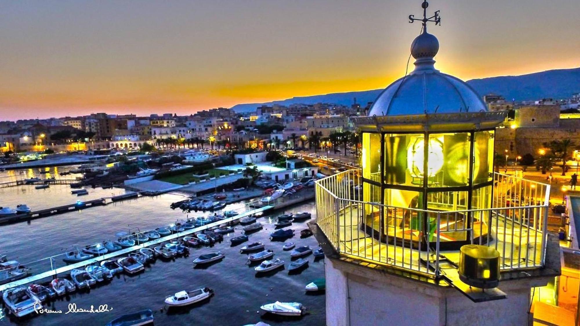 Ca Del Centro Aparthotel Manfredonia Exteriör bild
